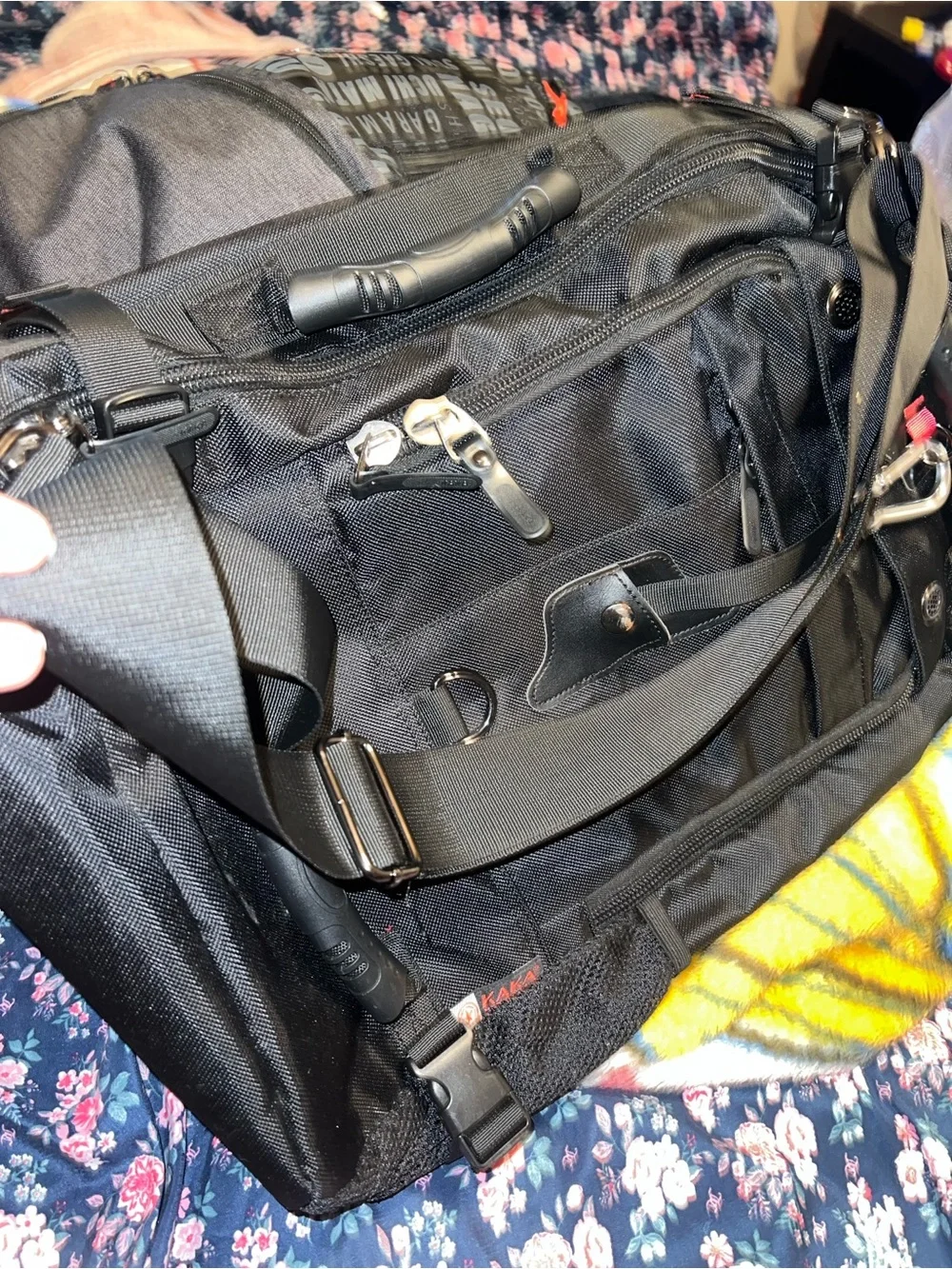 Kaka travel duffle to backpack